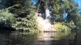 preview picture of video 'Llangollen Horseshoe falls rope swing'
