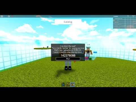 Roblox PLaying Catalog Heaven with song IDS!!!