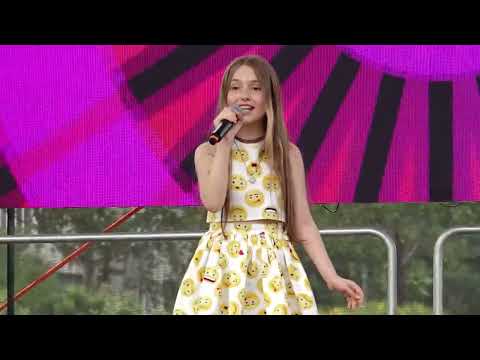 Amira Apian  - Festival "În Lumea Surprizelor"