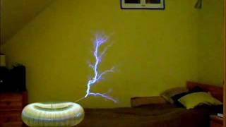 Ghostbusters - Main Title Theme played on the Tesla Coil (DRSSTC)