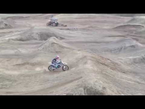 Brian Hsu practicing at Monor SX track