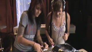 Nina Sky Vlog #9: DJ 101