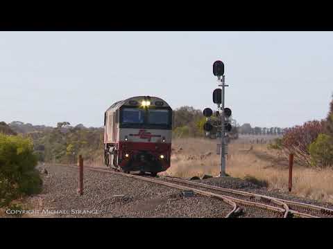 D971V CSR Class Light Engine  - PoathTV Australian Trains & Railways