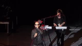 Men Without Hats - The Safety Dance (Intro Version)(The Greek Theater, Los Angeles CA 7/18/17)