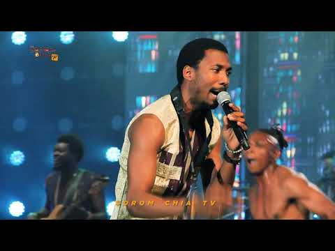 CAVEMEN AND MADE KUTI THRILL THE CROWD || Sorom Chia Tv