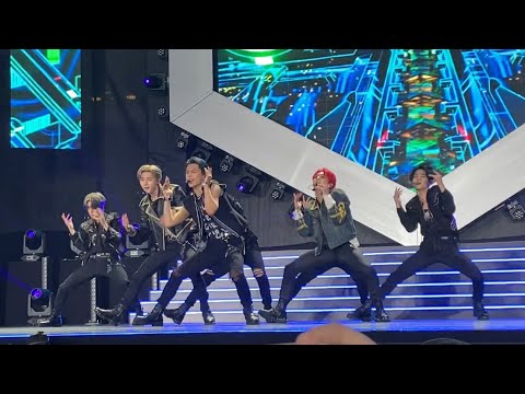 [FANCAM](엔하이픈) Enhypen - Blessed Cursed KPOPFLEX/FRANKFURT 14.05.2022
