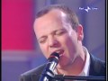 Gigi D'alessio Le Mani Live Da Rai Uno