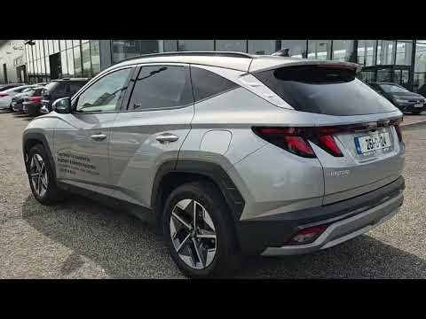 Hyundai Tucson Executive 1.6 Diesel 5dr - Image 2