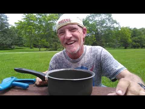 POURING MOLTEN SALT INTO WATER = EXPLOSION! #chemistry #science #scienceexperiment #chemicalreaction