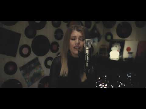 Inna Nochka - I Can't Make You Love Me (Cover)