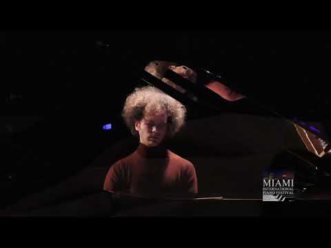 Julien Libeer Plays Frederic Chopin Marche Funebre Piano Sonata No.  2 Op.  35