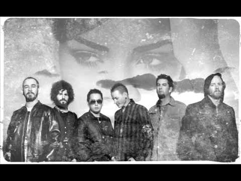 Linkin Park vs. Rihanna/Eminem mashup - In The Monster