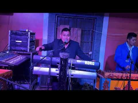 En Vivo Desde San Miguel Acatan  (Loco De Amor )El Chapo Y Su Marimba Los Bravos De La Sierra 