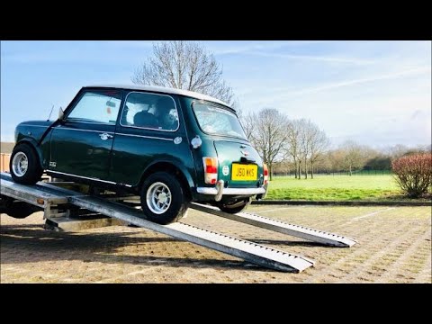 Classic Mini John Cooper Conversion JCW - Assessing The Rust