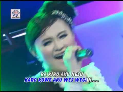 Neo Sari - SMS Nyasar [Official Music Video]