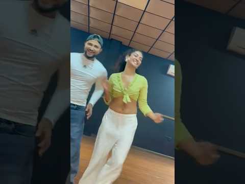 ආත්මිගේ ආදරේ #dance #dancerlife #lovedance #love #danceartistry #lovesong #kpop #profesionaldancer