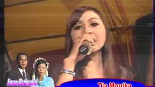 Download lagu Antara Teman dan Kasih Tia Monica mp3 Download lagu Antara Teman dan Kasih Tia Monica mp3