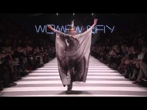 JEAN CHARLES de CASTELBAJAC WOMEN PRÊT-À-PORTER FW 2011-2012 PFW