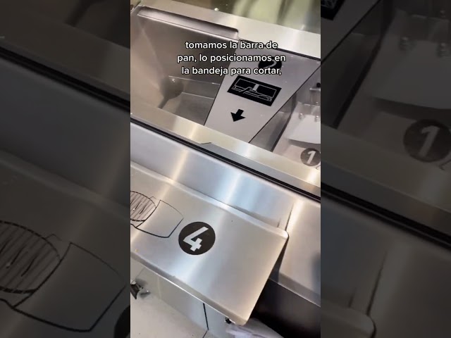 Vídeo relacionado con Anatole Cortadora de Pan Manual Plegable 0-20mm Ajustable Rebanadora Acero Inox Profesional con Manivela Guía Metálica Extraíble Escala Grabada