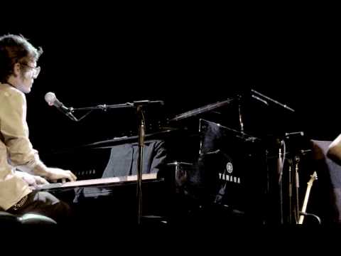 Dark Dark Dark - The Hand (live at Le Poisson Rouge)