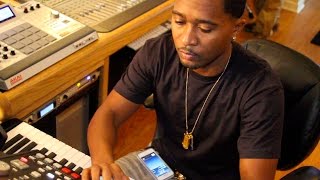 Zaytoven and Gucci Mane recording Big Guwap song (Rare Footage)