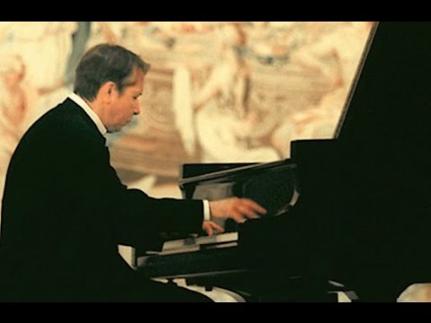 Grieg - Melody, Lyric piece for piano, Op. 47 - 3 - Mikhail Pletnev