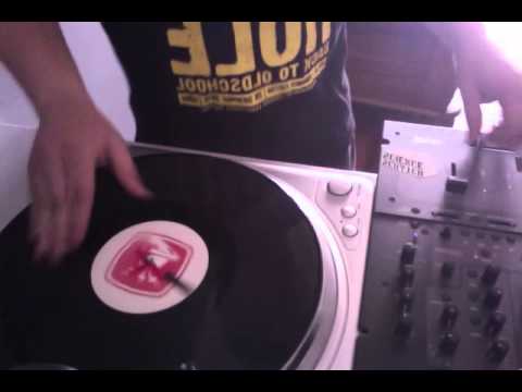GLOBAL SKRATCH LEAGUE FIXTURE 8 HOME DJ Krotki vs AWAY DJ Sik