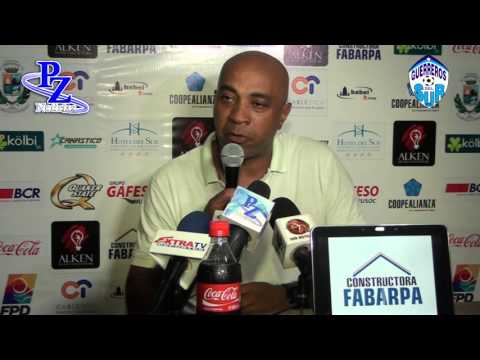 CONFERENCIA PRENSA DT MAURICIO WRIGHT (PZ vs SAPRISSA 6/ABR/16)