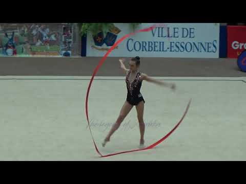 Annika KNOSTENBERGA (LAT) ribbon - 2020 Corbeil senior AA