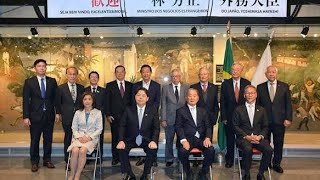 林佳正総務大臣は、次期自民党総裁選について明確な発言を避けている。