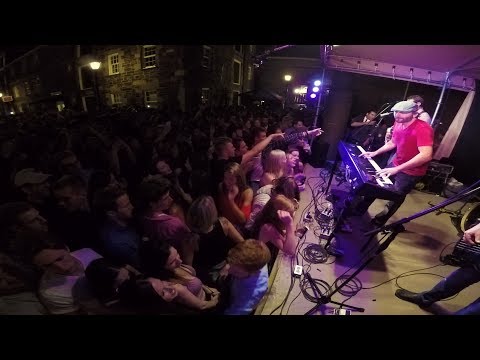 download lagu mp3 mp4 Signal Hill Band, download lagu Signal Hill Band gratis, unduh video klip Signal Hill Band