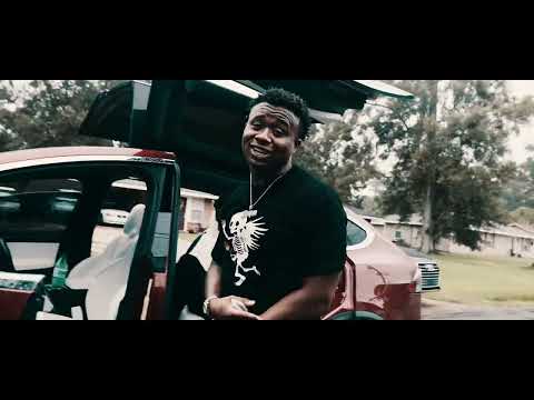MBG KWAY ft PLAYBOYXO - OUT DA BOX Official Video