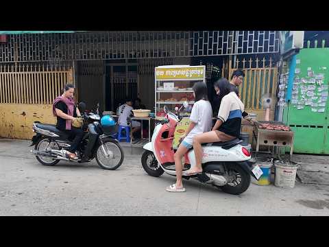UNDER $1 BREAKFAST DAILY LIFE IN PHNOM PENH