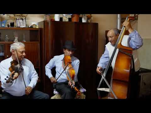 Mócsi zenekar / Muzicanţii din Mociu Județul Cluj