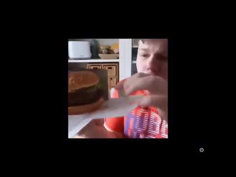 WAS FÜR UNGESUND DA IST SALAT