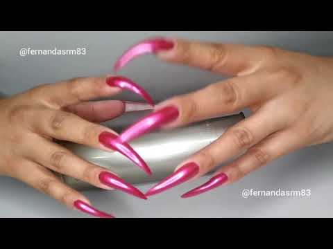 Dangerous claws by our hand model Fernanda Ribeiro (april 2021)