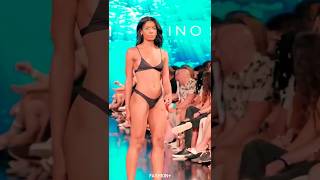 #swimming #swimsuit #beachwear #tiktok #trending #swimwear #bikini #weak