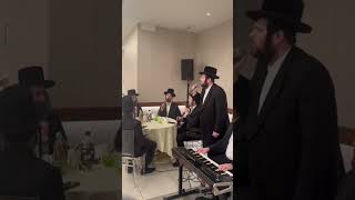 ארהלה סמט - שמילי אונגאר - מקהלת שירה והקלידן יומי געלב בבר מצווה