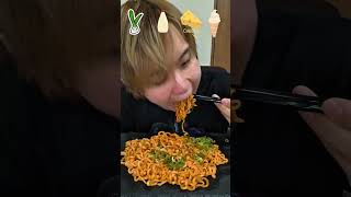 Download lagu Buldak Hot Chicken Flavor Ramen (Black Edition) #mukbang #food mp3