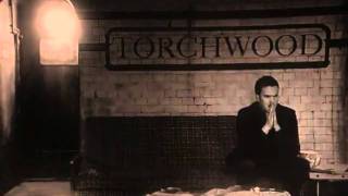 Jack&Ianto - F*** Perfect Pink - Jolis moments du couple (images viellies) - Regards et gestes � l'appui (s1 et s2)