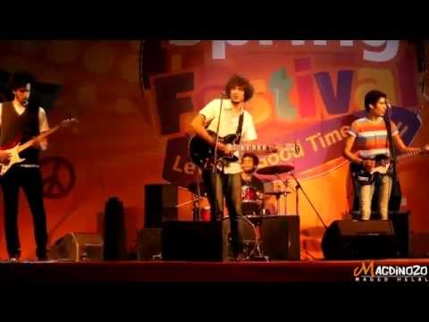 The Cadillacs - Just Because | Mobinil Festival 2012 - YouTube.flv