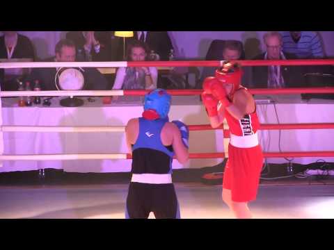 Christina Øynes vs Sanna Bostad Kvaal - NM boksing 2014