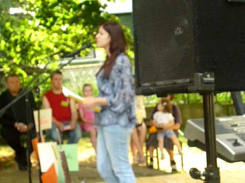 Maja Macko-Krist jednom stade na zalu... (Stretnutie mladezi v Lugu)