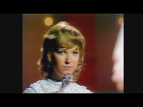 Tanya Tucker - Delta Dawn - 15 Years Old -1973