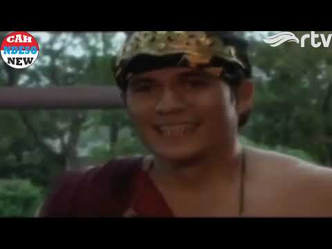 ARYA KAMANDANU 35  - BONEKA KAYU AYU WANDHIRA