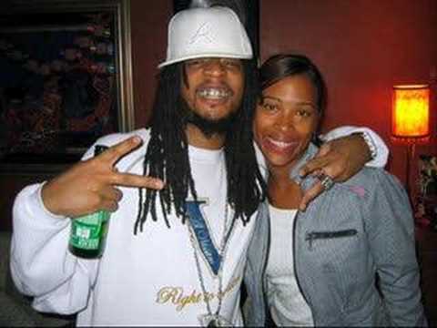 Young Valinchi Feat. Lil Jon - Muthafuk-A-Cup( HQ !!! )