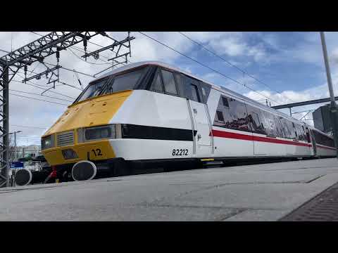 LNER Intercity 225 departing Leeds London Kings Cross REVERSE ANGLE