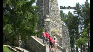 preview picture of video 'Mausoleul Valea Mare'
