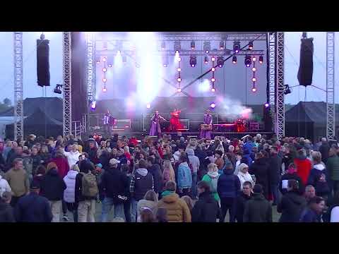 Es izjāju Prūšu zemi - Raxtu Raxti