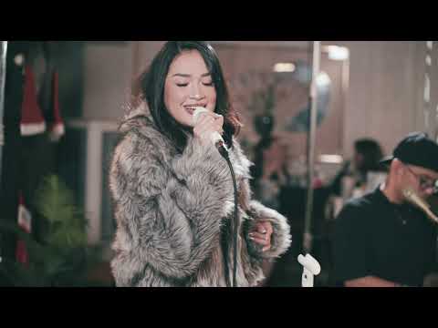 MAN I NEED - OLIVIA DEAN cover | CRIB LIVE SESSIONS | Ep.2